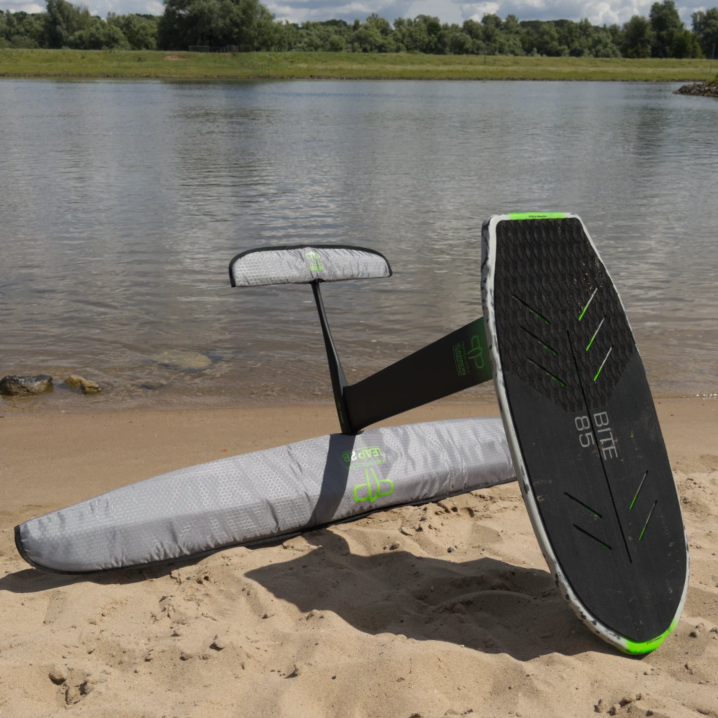 Foil pack Bite 85 + Leap 2800 | Pumpfoil setup voor ervaren riders